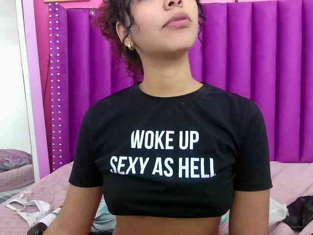 Hornysweetebony webcam