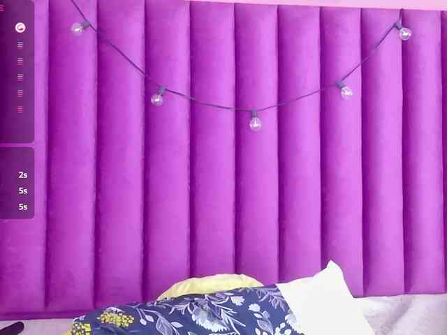 Hornysweetebony webcam