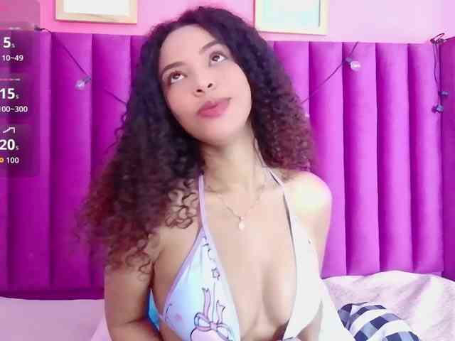 Hornysweetebony webcam