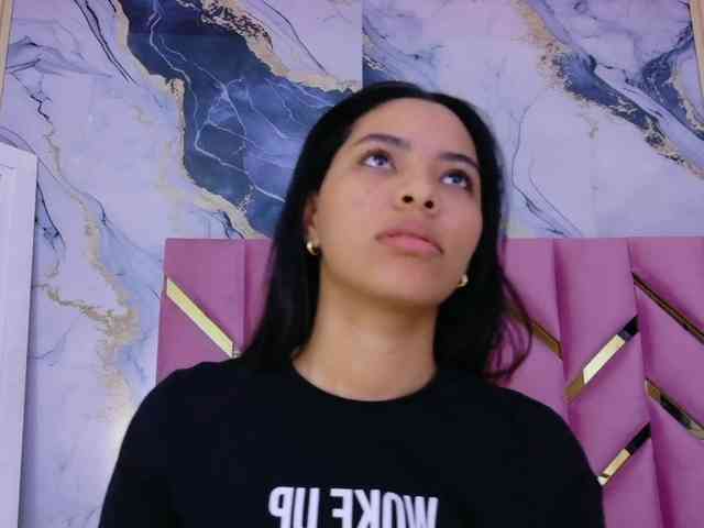 Hornysweetebony webcam