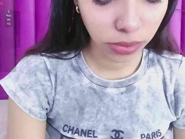 Hornysweetebony webcam