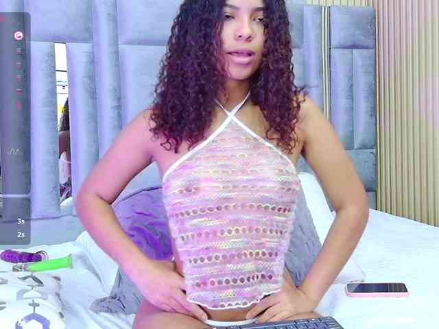 Hornysweetebony webcam