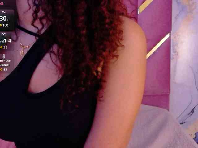 Hornysweetebony webcam