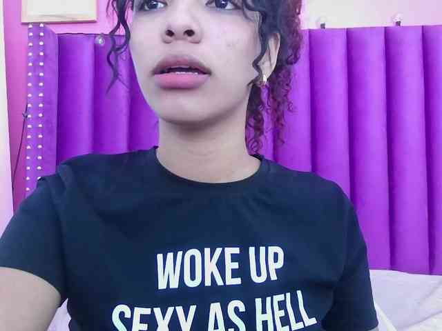 Hornysweetebony webcam