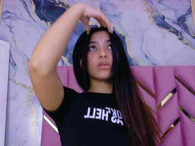 Hornysweetebony webcam