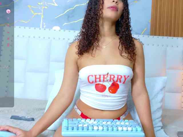 cam porn Hornysweetebony