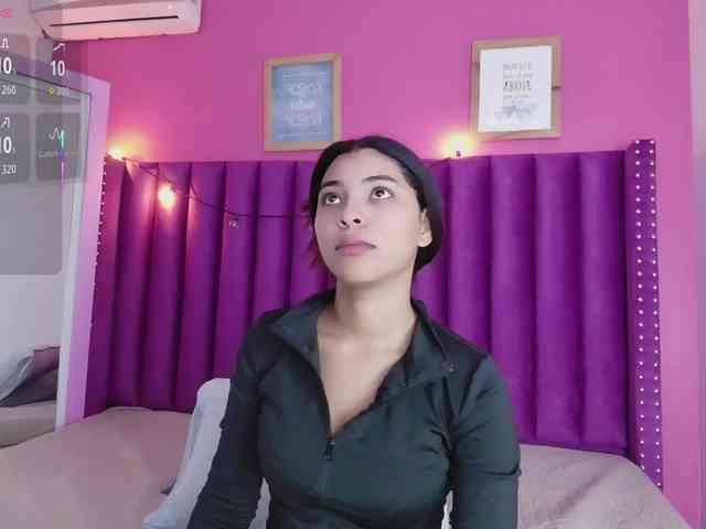 Hornysweetebony webcam