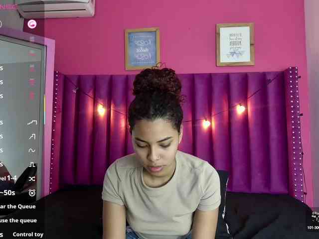Hornysweetebony webcam