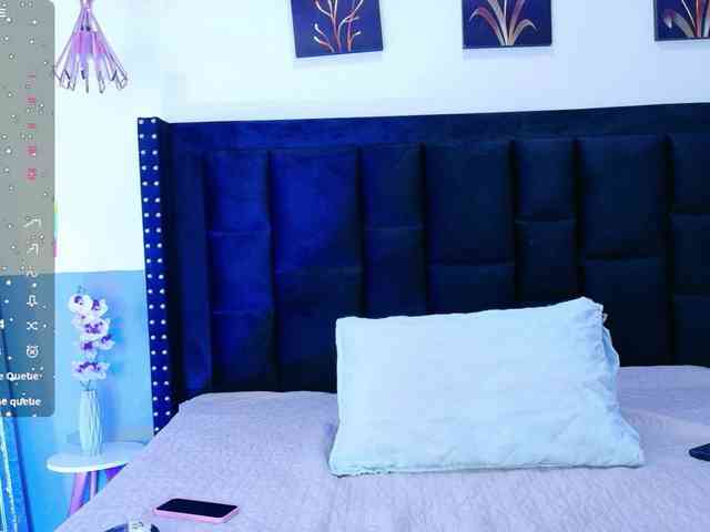 Hornysweetebony webcam