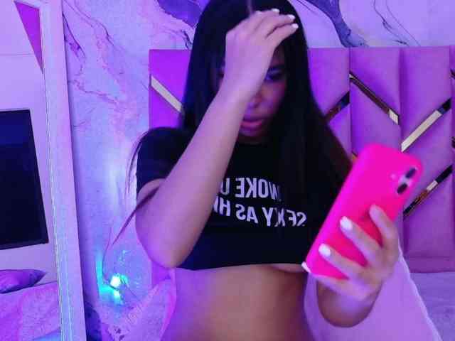 Hornysweetebony webcam