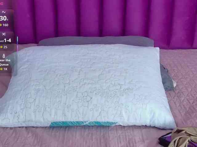 Hornysweetebony webcam