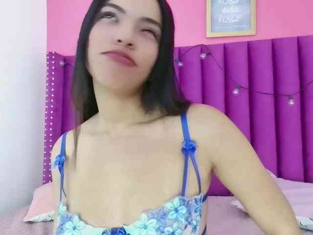 Hornysweetebony webcam