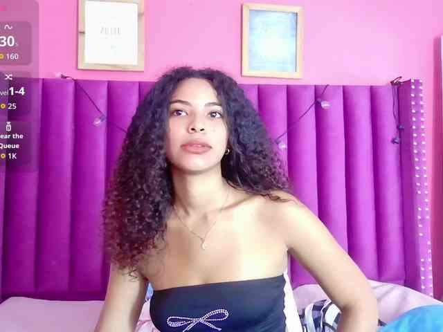 Hornysweetebony webcam