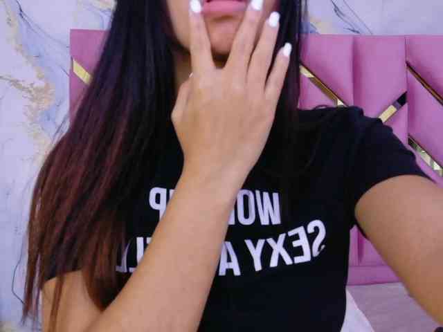 Hornysweetebony webcam