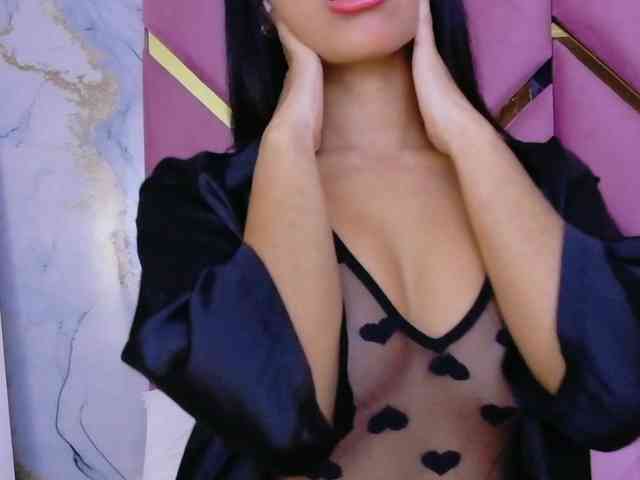 Hornysweetebony webcam