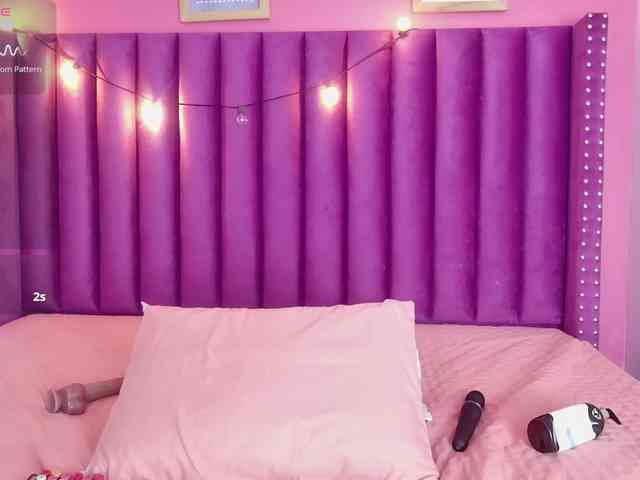 Hornysweetebony webcam