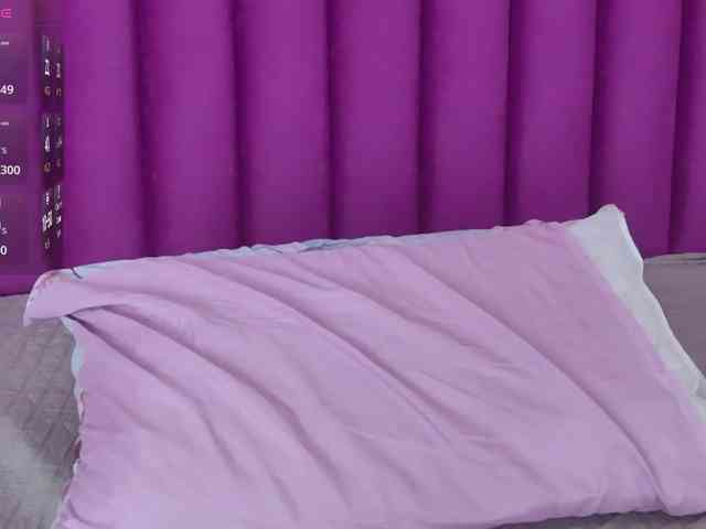 Hornysweetebony webcam