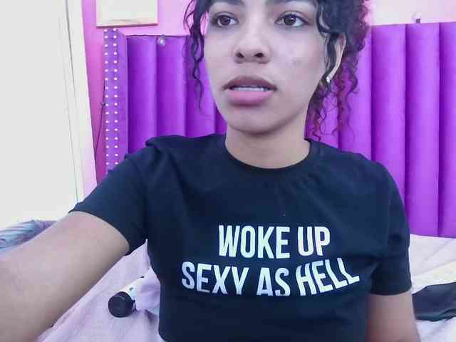 Hornysweetebony webcam