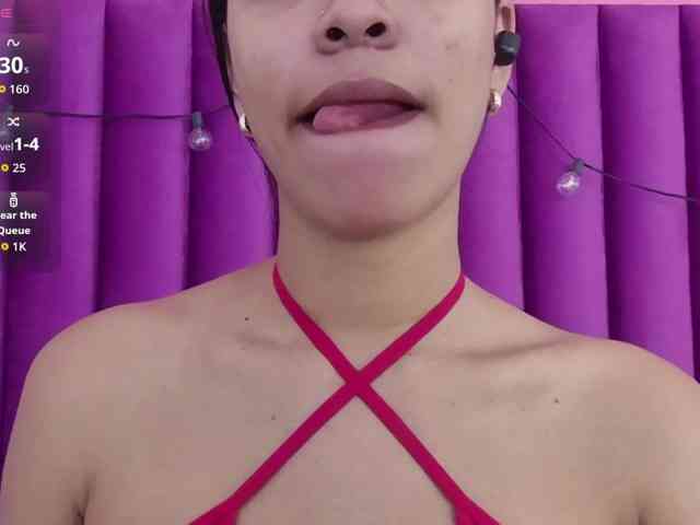 Hornysweetebony webcam