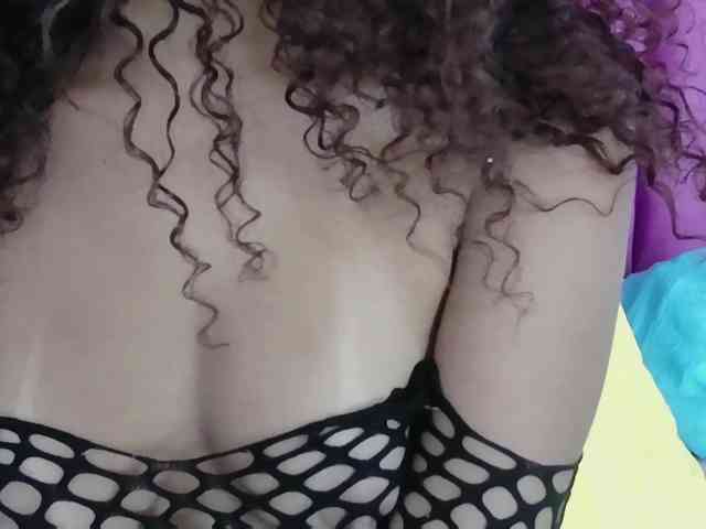 Hornysweetebony webcam