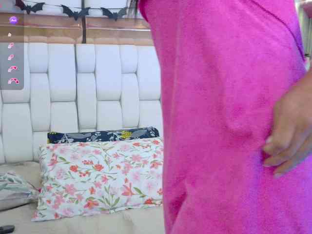 Hornysweetebony webcam