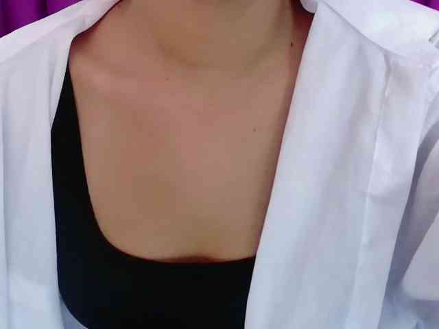 Hornysweetebony webcam