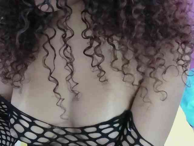 Hornysweetebony webcam