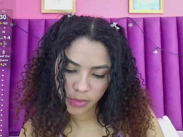 Hornysweetebony webcam