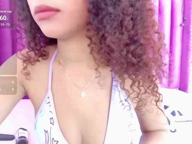 Hornysweetebony webcam