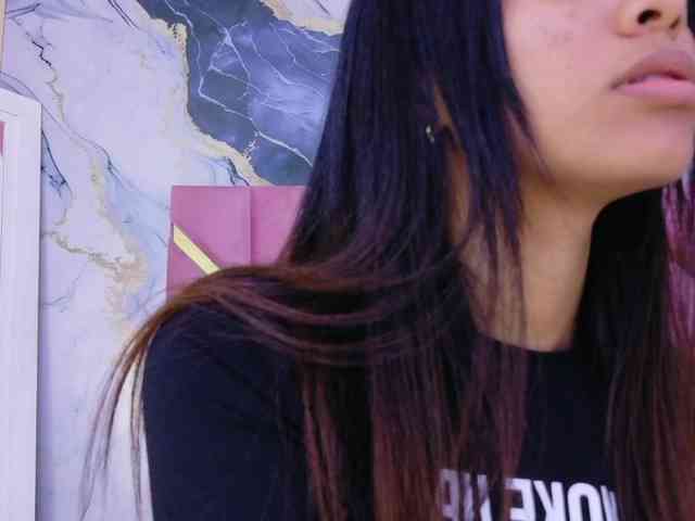 Hornysweetebony webcam