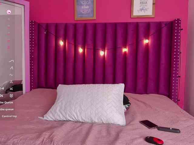 Hornysweetebony webcam