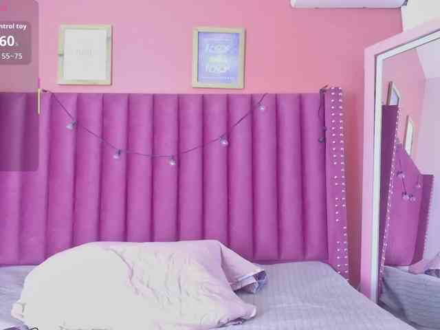 Hornysweetebony webcam