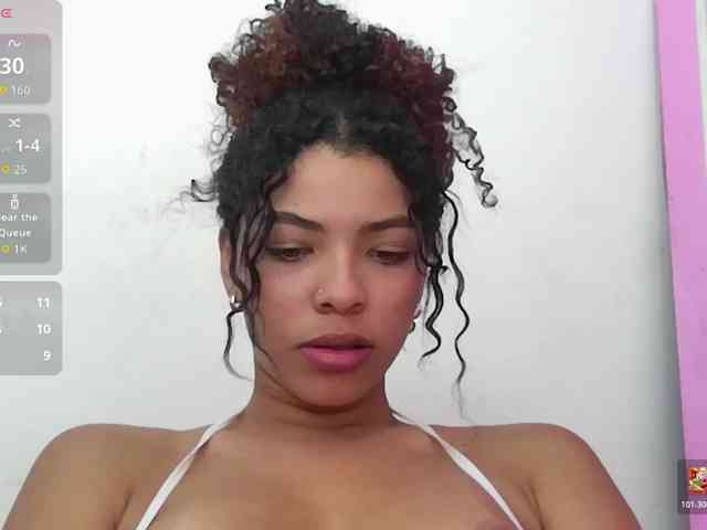 Hornysweetebony webcam