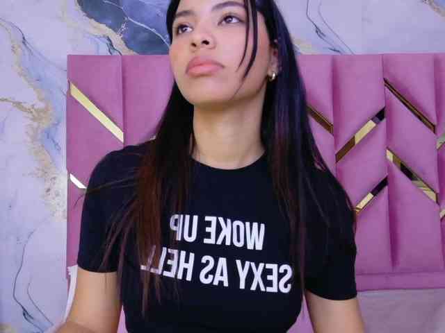 Hornysweetebony webcam