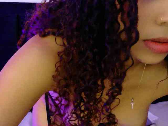 Hornysweetebony