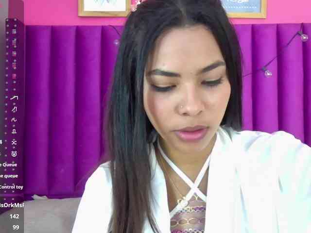 Hornysweetebony webcam