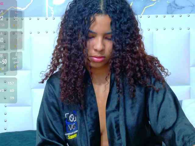 Hornysweetebony