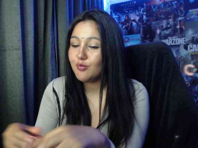 sara-sof webcam