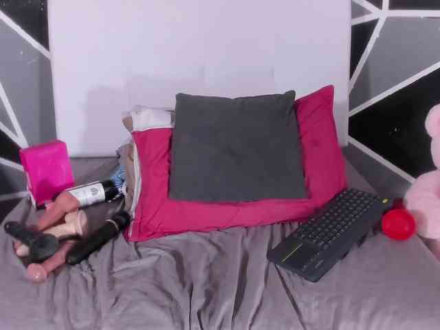 MONICA-ANDRADE webcam