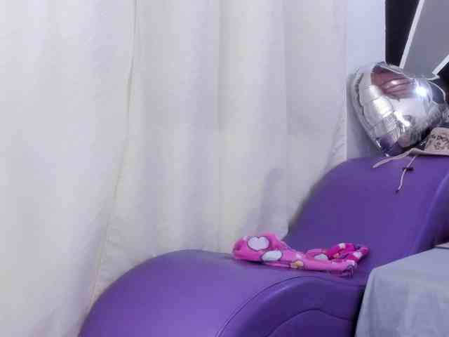 MONICA-ANDRADE webcam