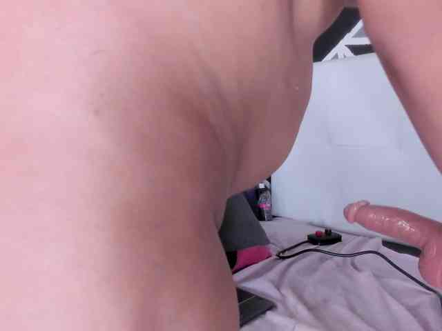MONICA-ANDRADE webcam