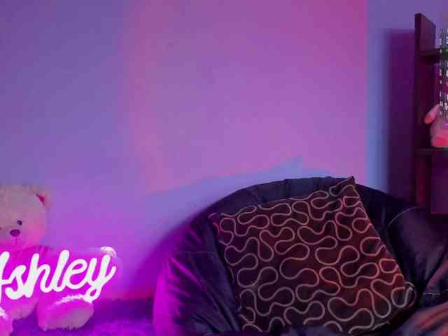 ashley-jenner webcam