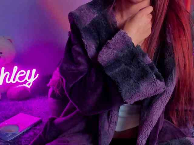 ashley-jenner webcam