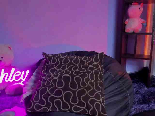 ashley-jenner webcam