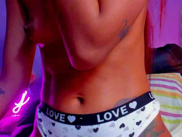 ashley-jenner webcam