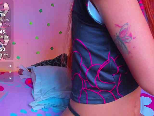 ashley-jenner Live Webcam on BongaCams