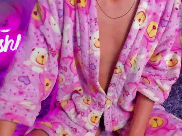 ashley-jenner webcam