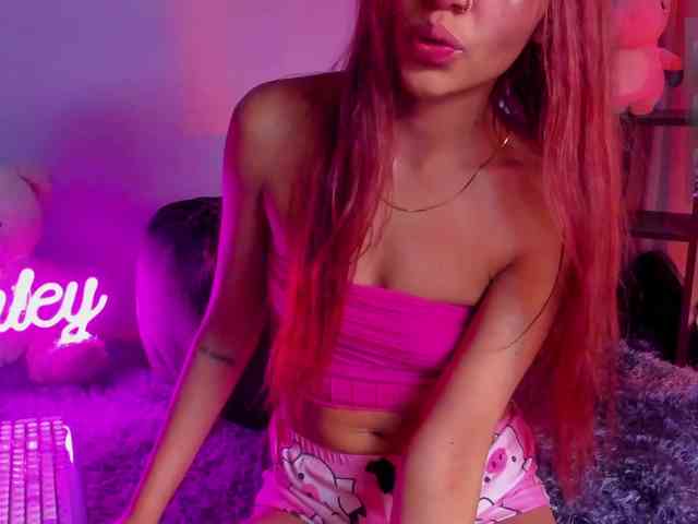 ashley-jenner webcam