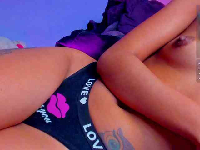 ashley-jenner webcam