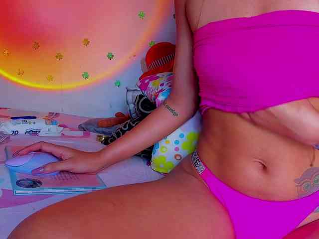 ashley-jenner webcam